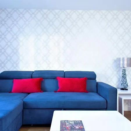 Savoy Court - Free Parking Apartment Bristol