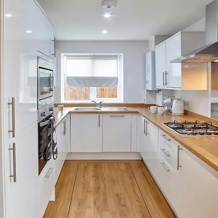 Savoy Court - Free Parking * Bristol